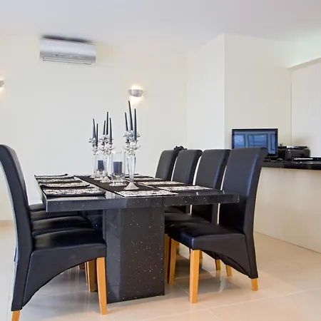 فيلة Puerto Del Carmen Sleeps 8 Pool Air Con Wifi